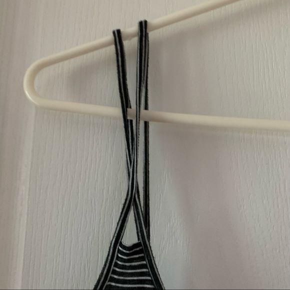 American Eagle soft and sexy tank triangle cuts - Picture 4 of 5